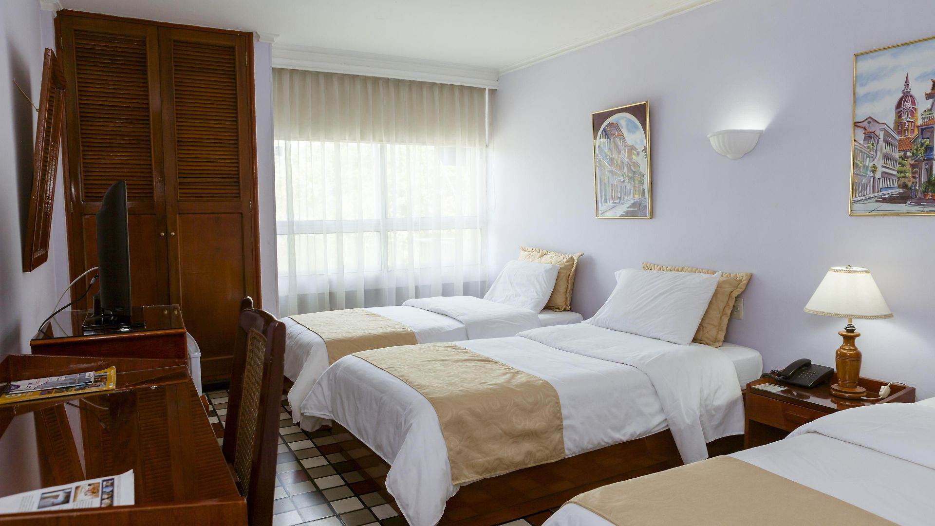 Bahia Hotel 3*
