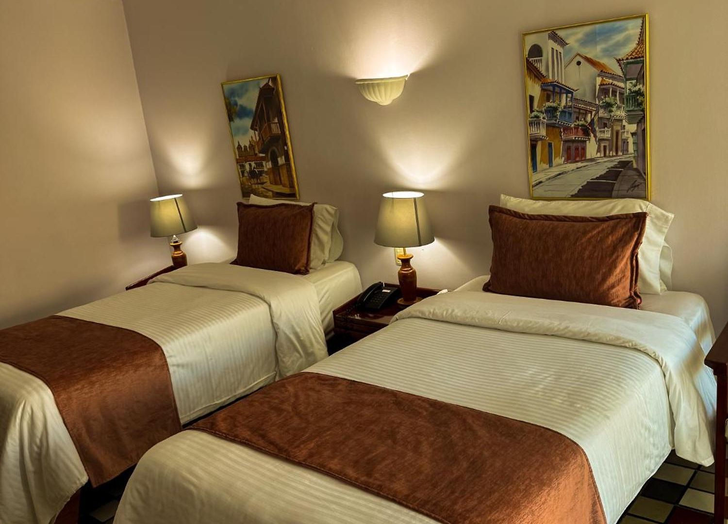 Bahia Hotel 3*