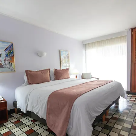 Hotel Bahia 3*