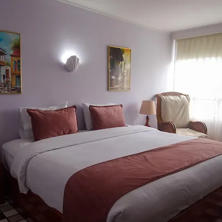 Hotel Bahia 3*